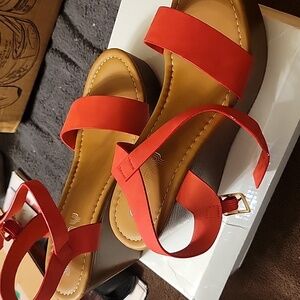 Story Sweetheart Wedges Red 7½